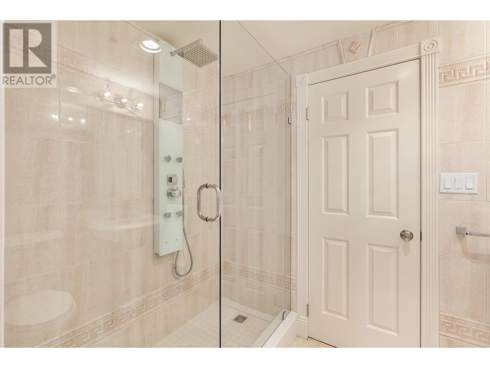 Photo 33 of 307 1311 Beach Avenue, Vancouver BC