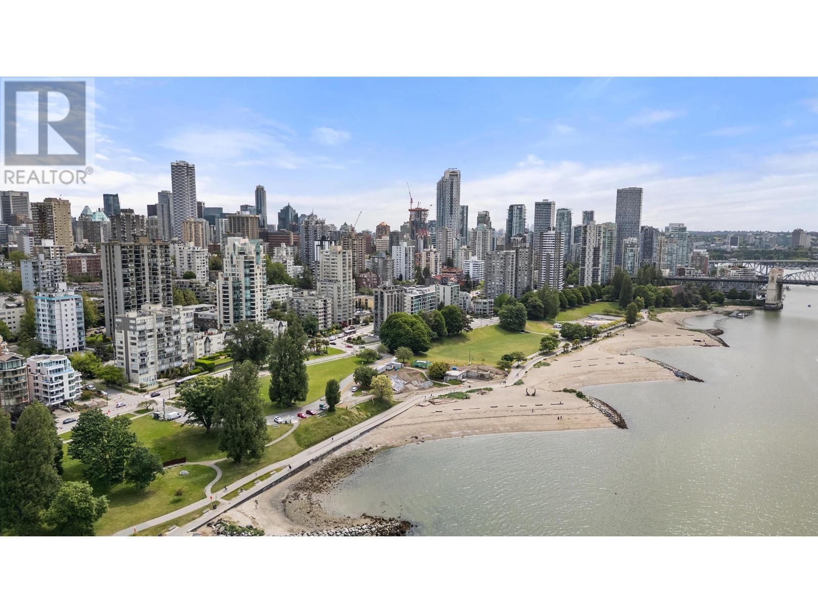 Photo 17 of 307 1311 Beach Avenue, Vancouver BC