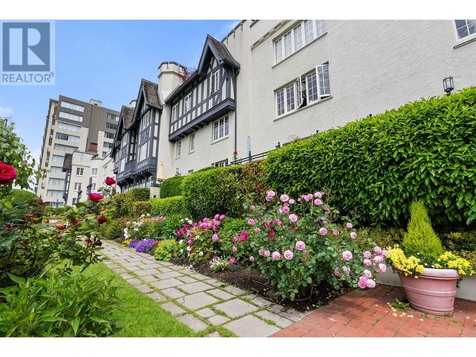 Photo 18 of 307 1311 Beach Avenue, Vancouver BC