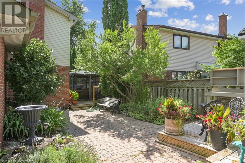 Photo 3 of 1580 Woodeden Drive, Mississauga ON