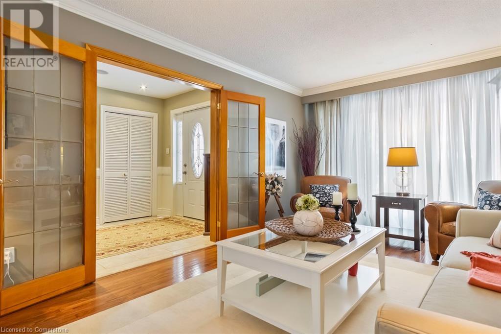 Photo 9 of 1580 Woodeden Drive, Mississauga ON