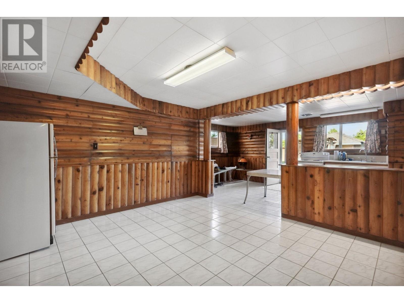 Photo 22 of 4262 Dumfries Street, Vancouver BC