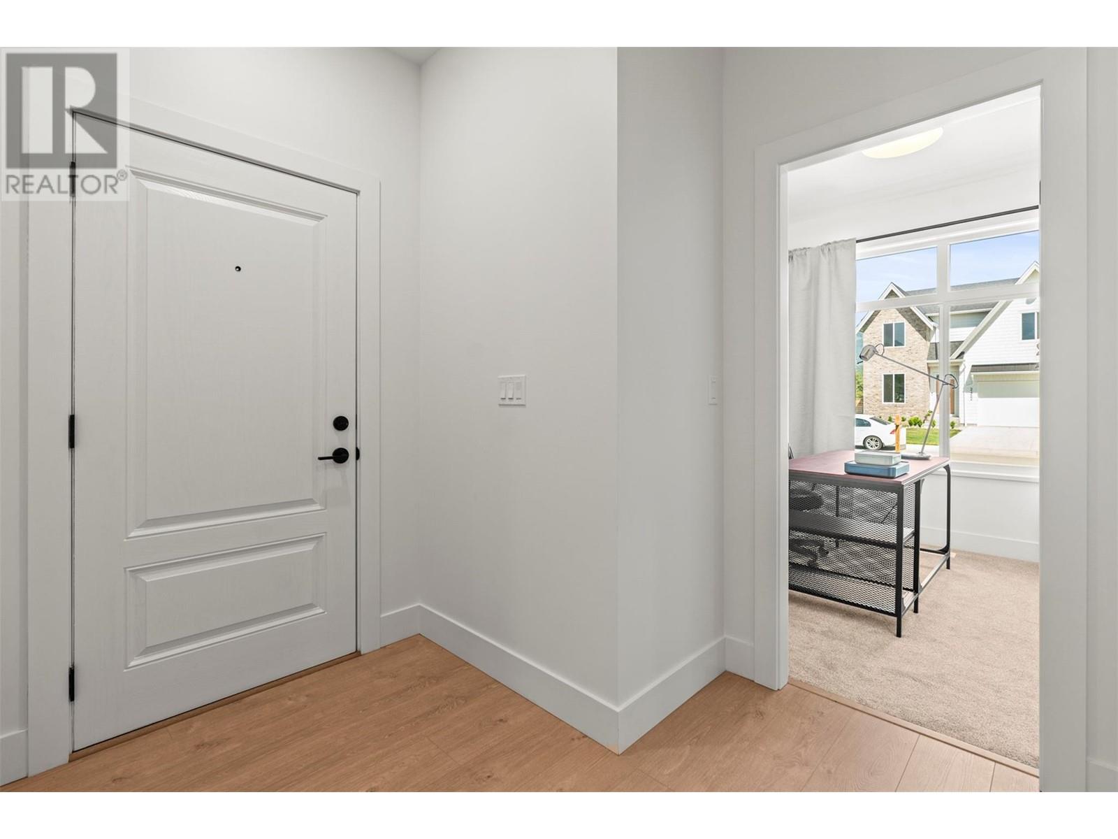 2451 Bradley Drive Unit# 102 Lot# 3, Armstrong