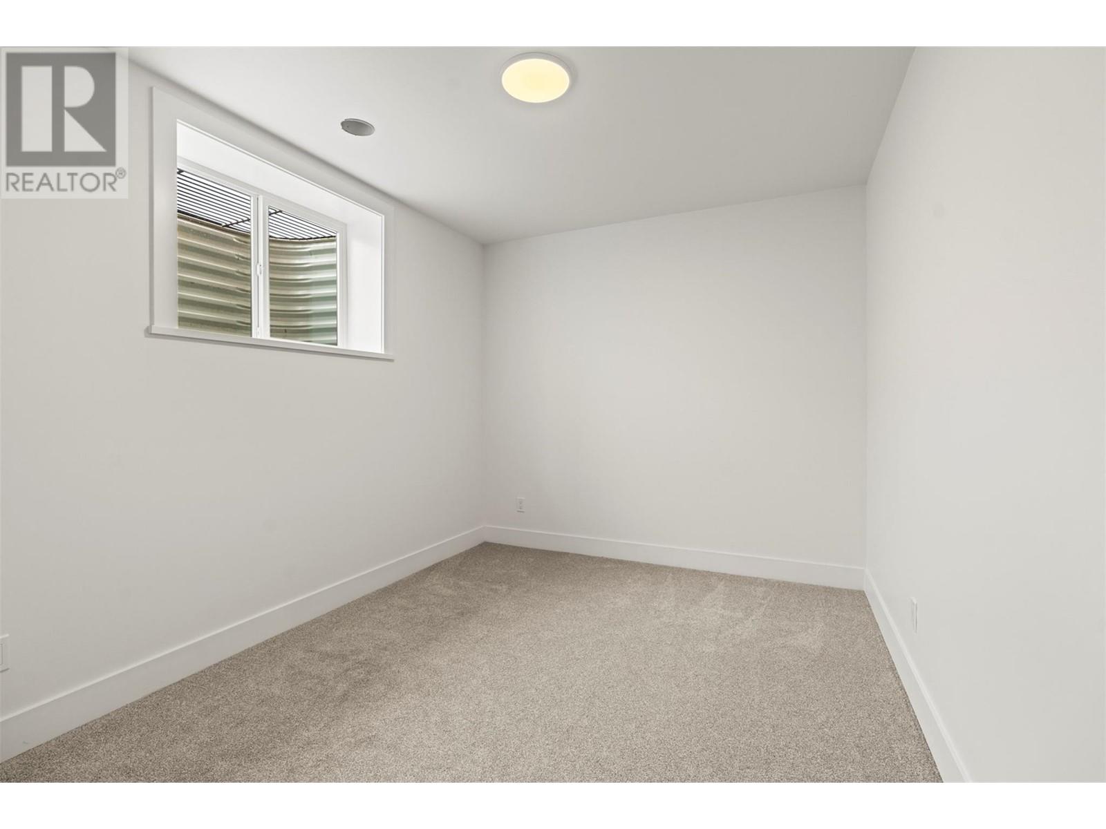2451 Bradley Drive Unit# 102 Lot# 3, Armstrong