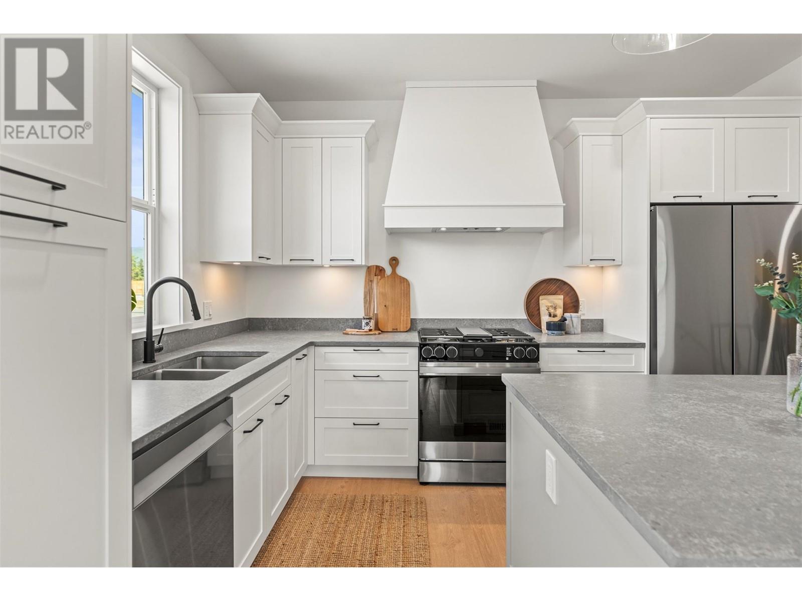 2451 Bradley Drive Unit# 102 Lot# 3, Armstrong
