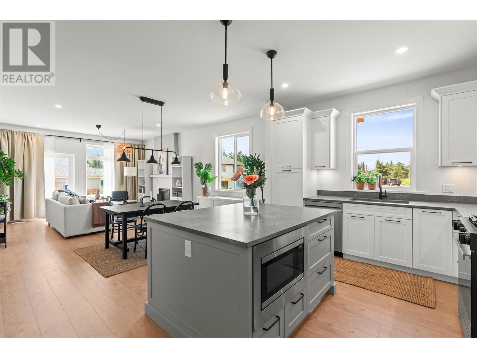 2451 Bradley Drive Unit# 102 Lot# 3, Armstrong