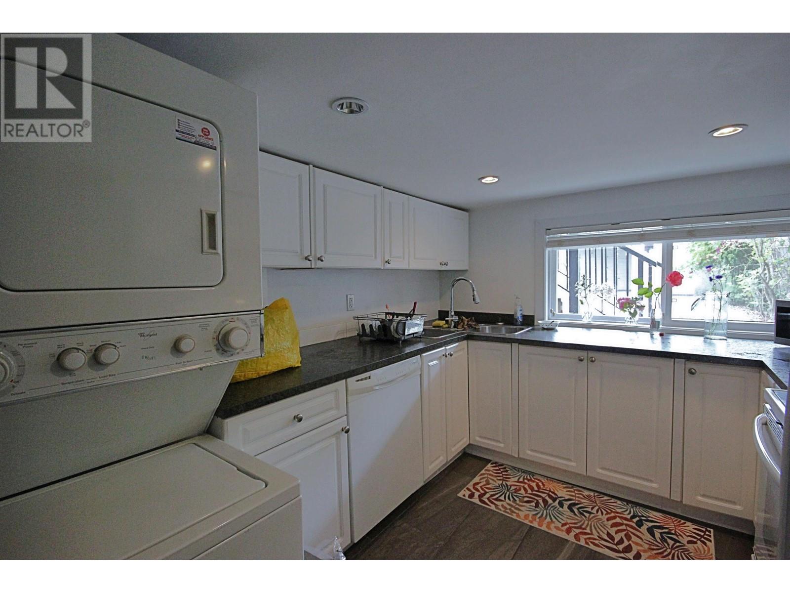 Photo 22 of 112 E King Edward Avenue, Vancouver BC
