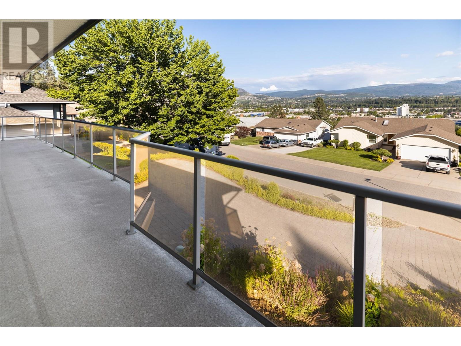 Photo 12 of 2218 Omineca Place, Kelowna BC
