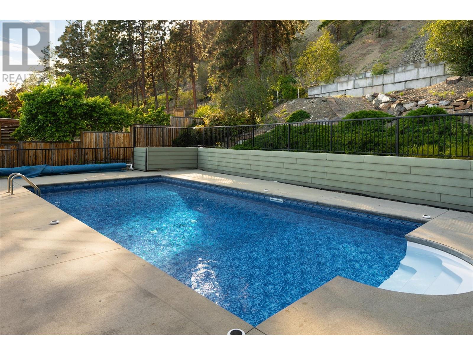 Photo 33 of 2218 Omineca Place, Kelowna BC