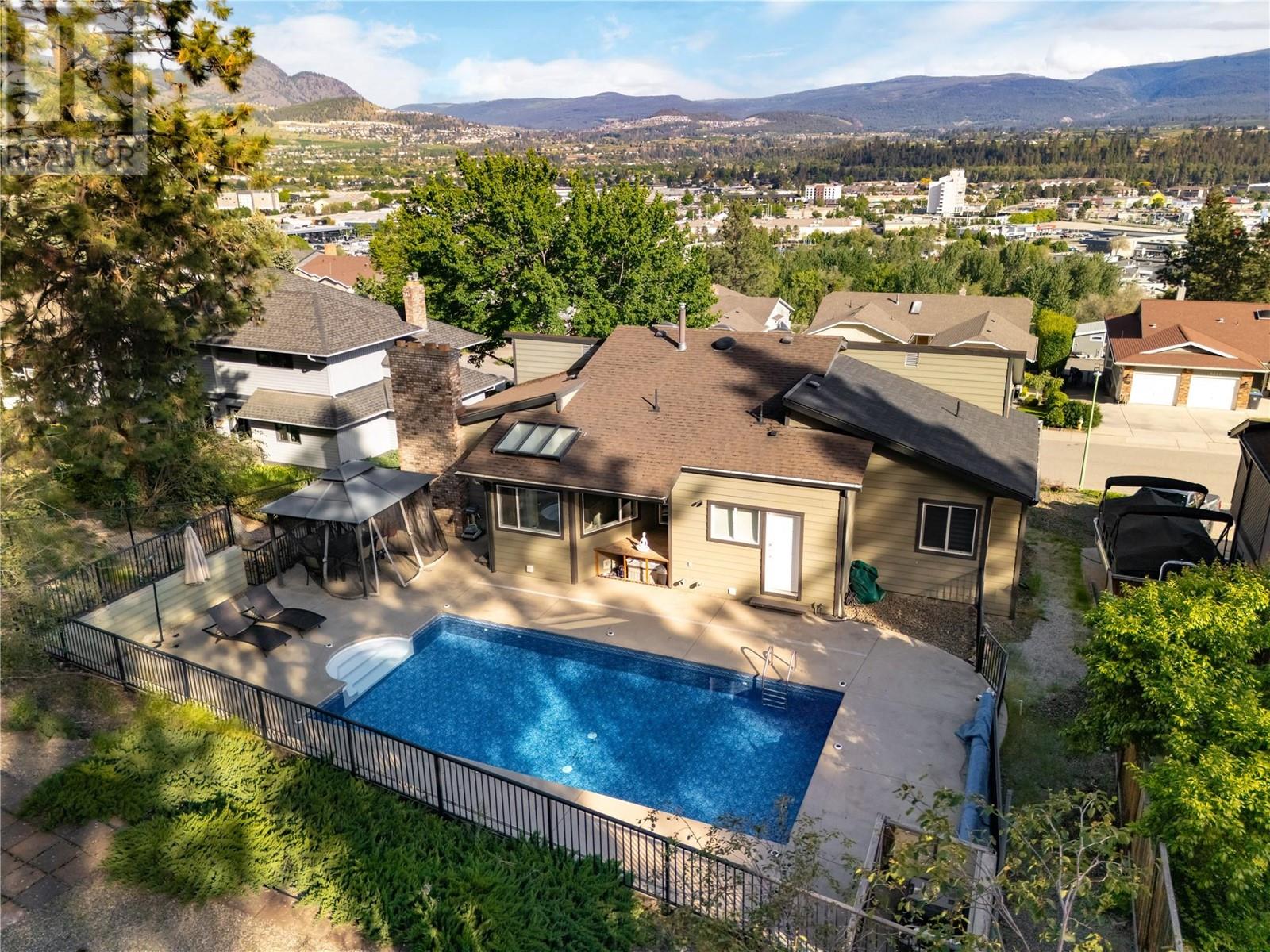 Photo 36 of 2218 Omineca Place, Kelowna BC