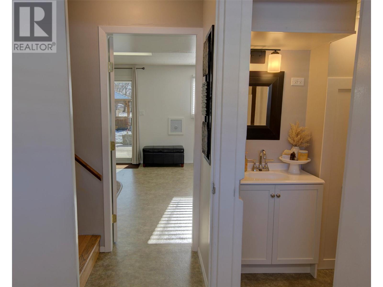  6576 Scott Road, Vernon