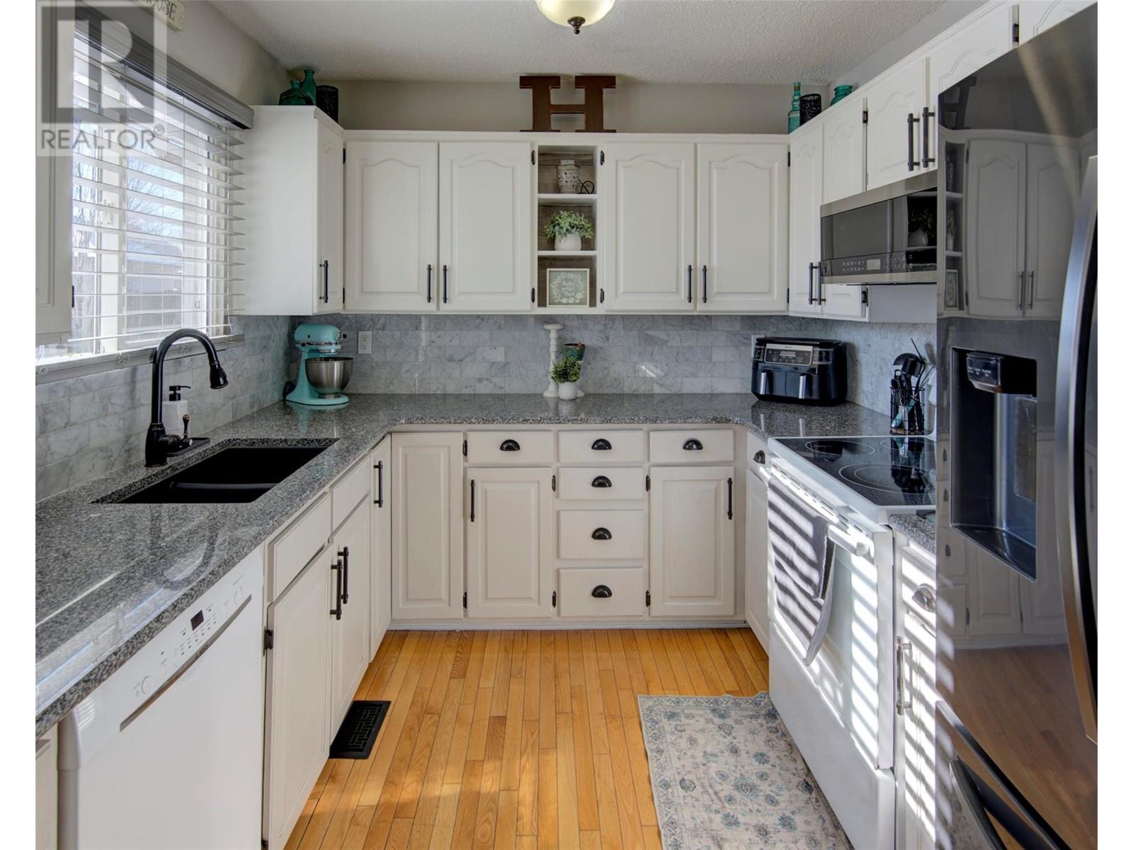  6576 Scott Road, Vernon