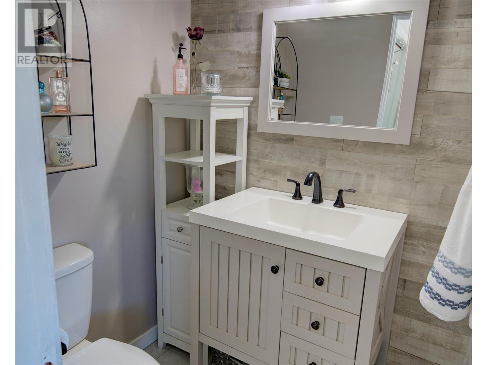  6576 Scott Road, Vernon