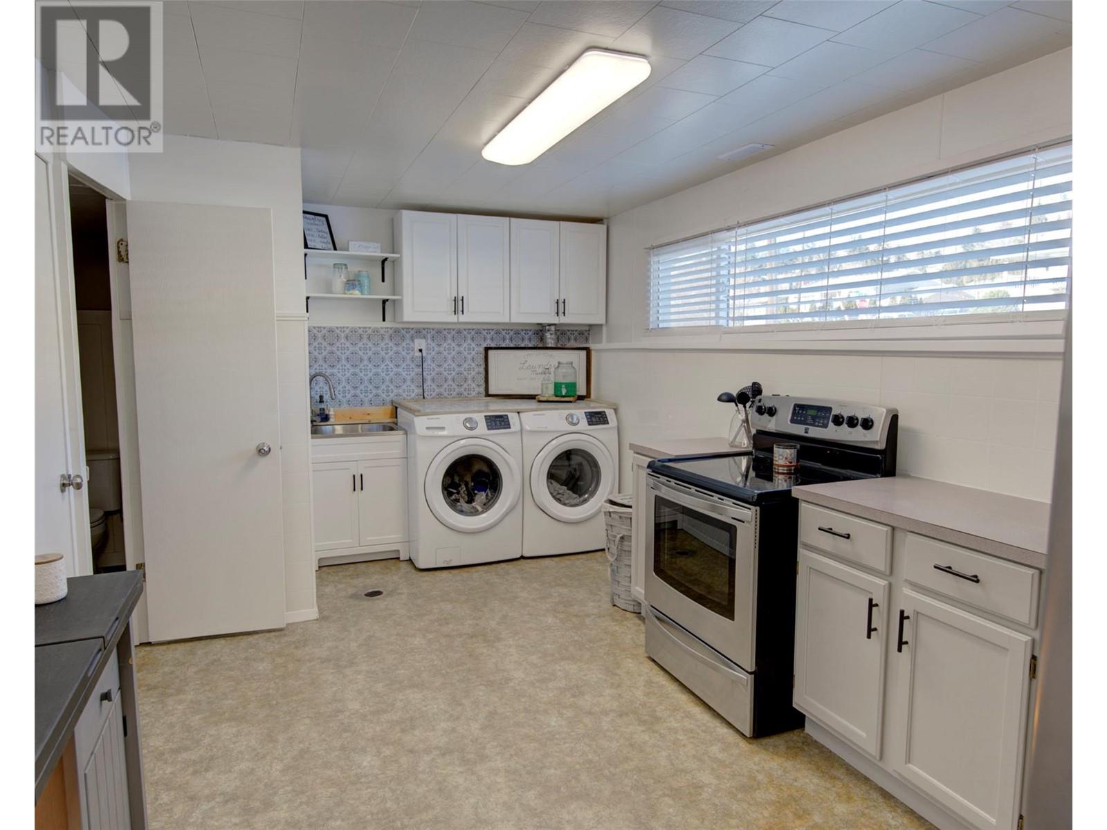  6576 Scott Road, Vernon