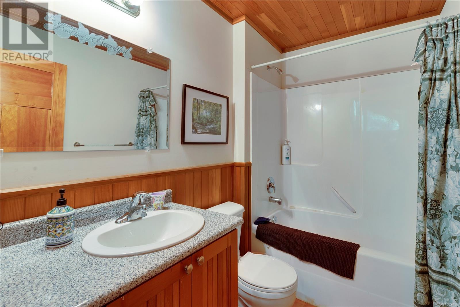 1205 Cherry Point Rd, Cobble Hill
