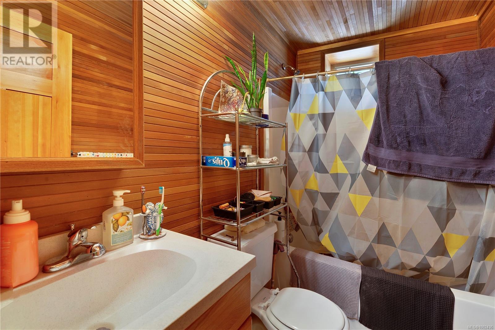 1205 Cherry Point Rd, Cobble Hill
