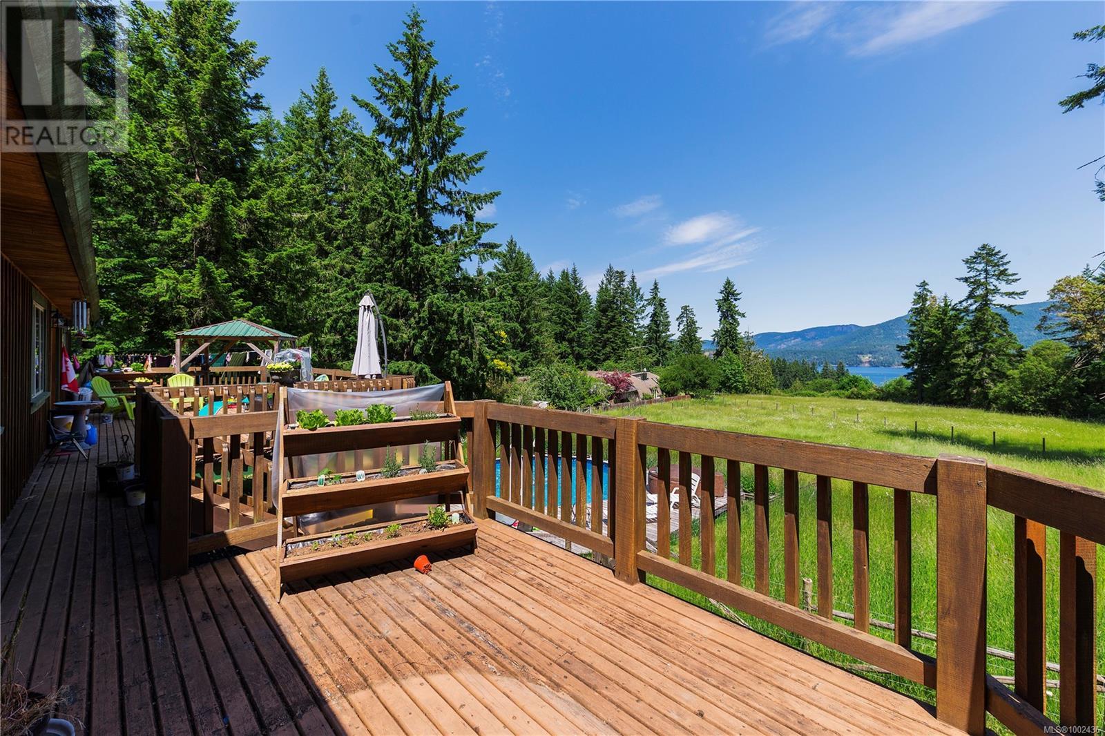 1205 Cherry Point Rd, Cobble Hill