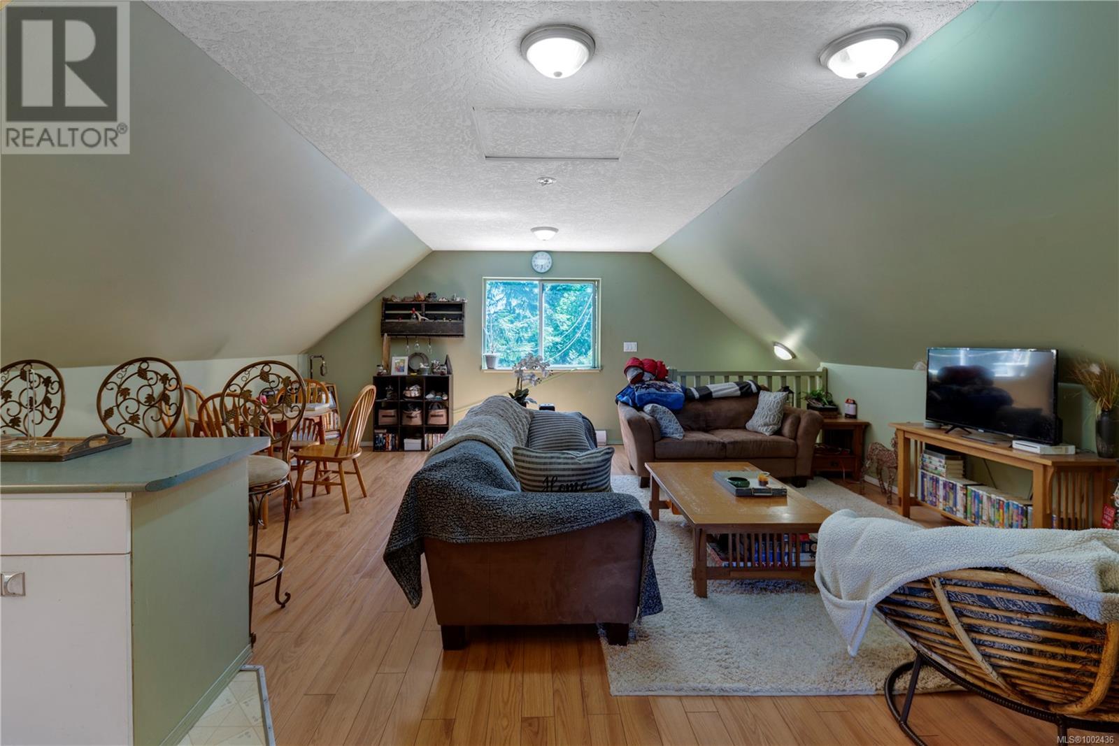 1205 Cherry Point Rd, Cobble Hill