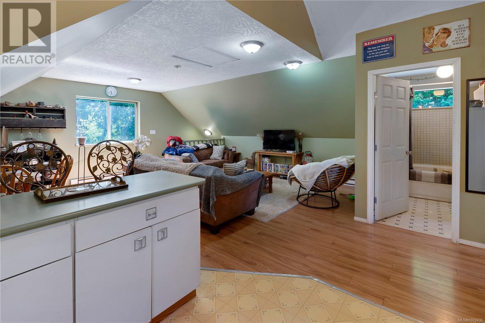1205 Cherry Point Rd, Cobble Hill