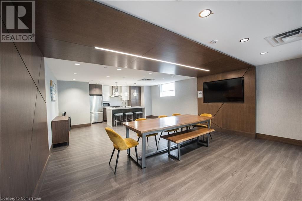 Photo 29 of 16 Markle Crescent Unit 209, Ancaster ON
