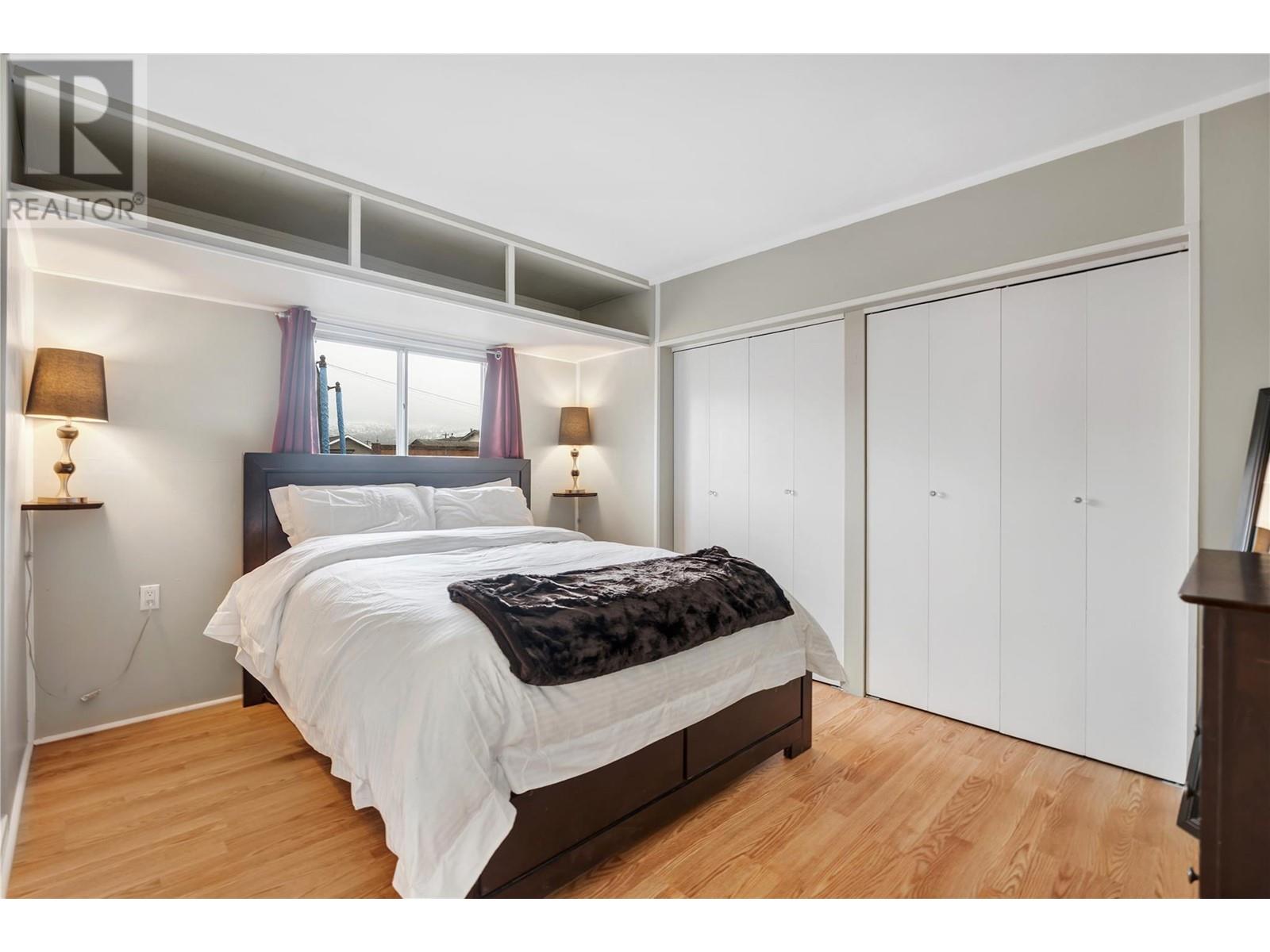 1160 MOOSEJAW Street, Penticton