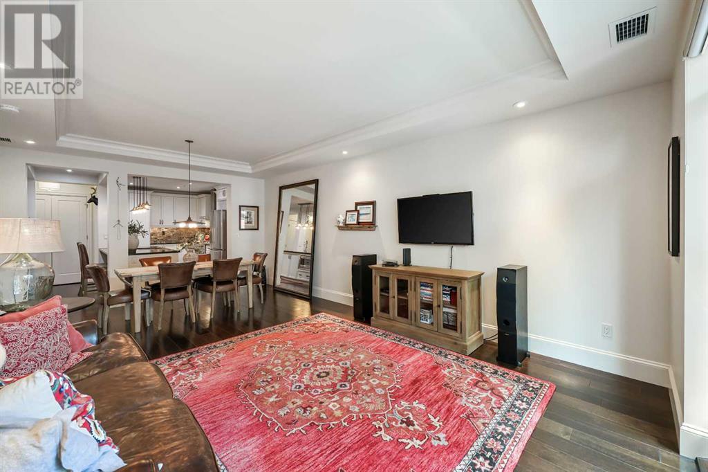 Single Family House for Sale in   Quarry Way SE Douglasdale/Glen Calgary 