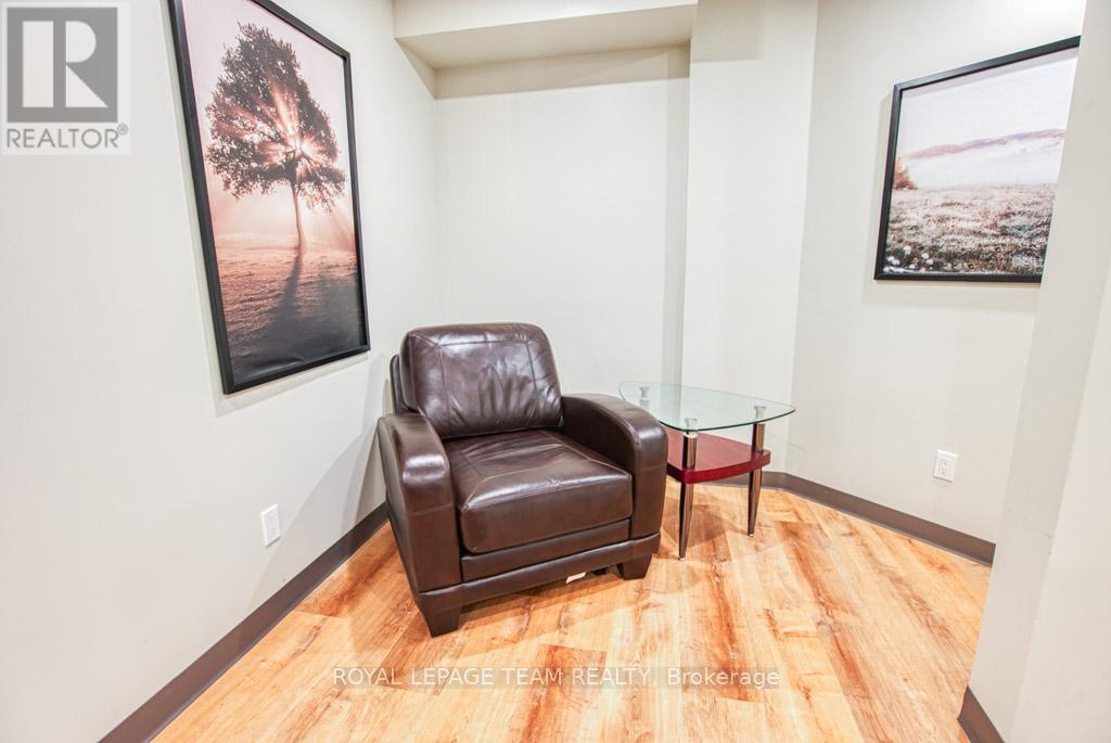 Photo 20 of 84 Centrepointe Drive, Ottawa ON