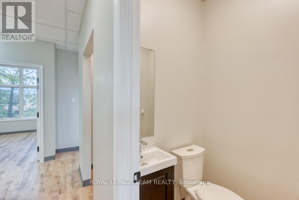 Photo 42 of 84 Centrepointe Drive, Ottawa ON