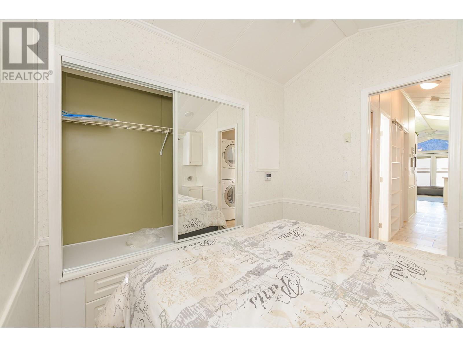 16 8216 97A Highway, Mara
