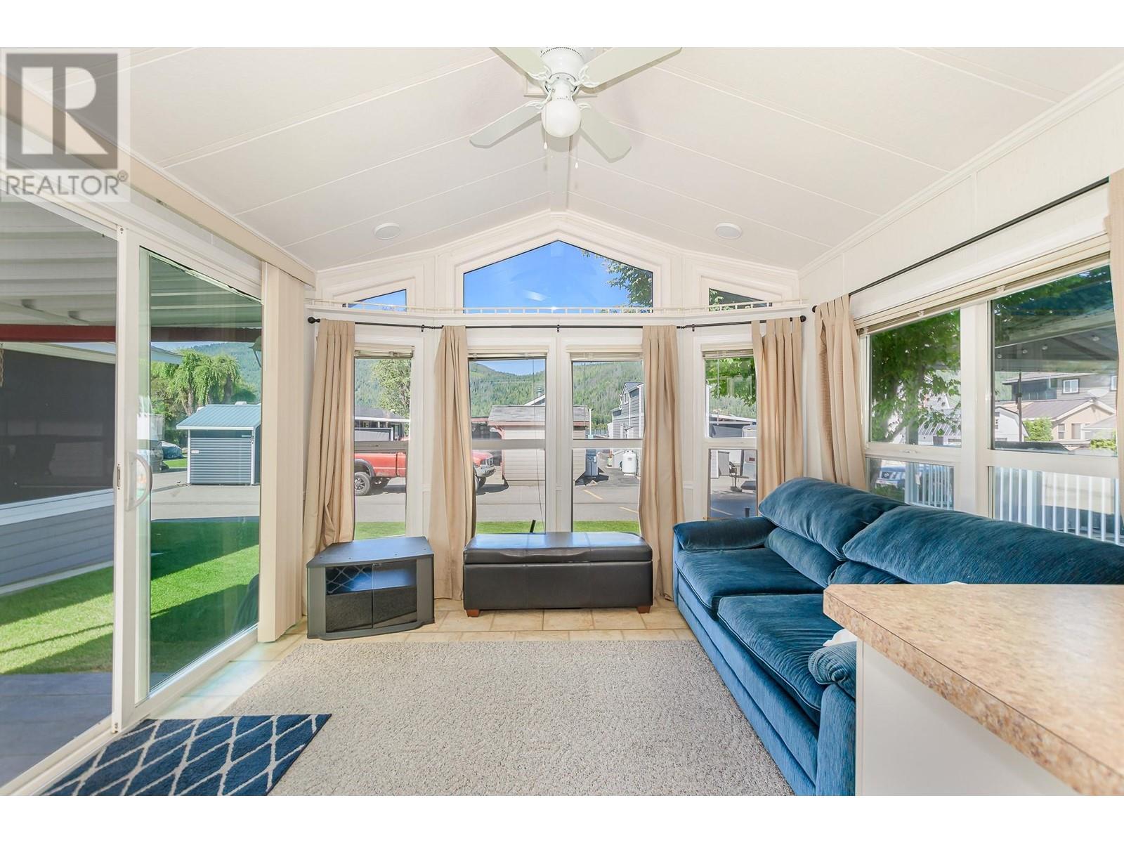 16 8216 97A Highway, Mara