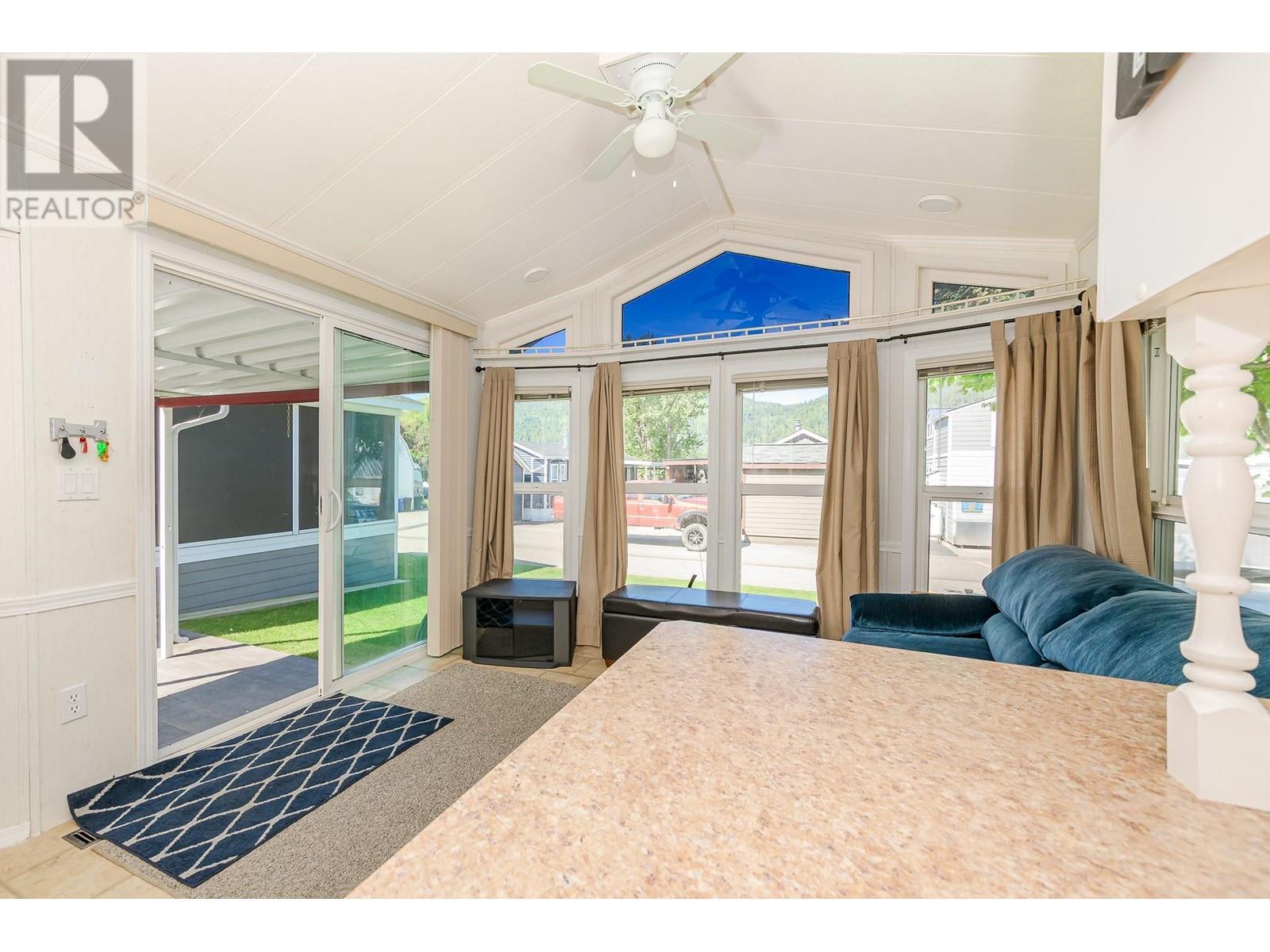16 8216 97A Highway, Mara