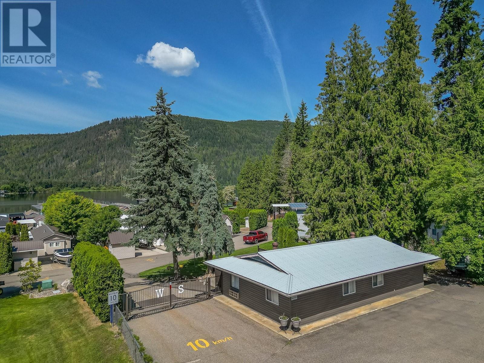 16 8216 97A Highway, Mara
