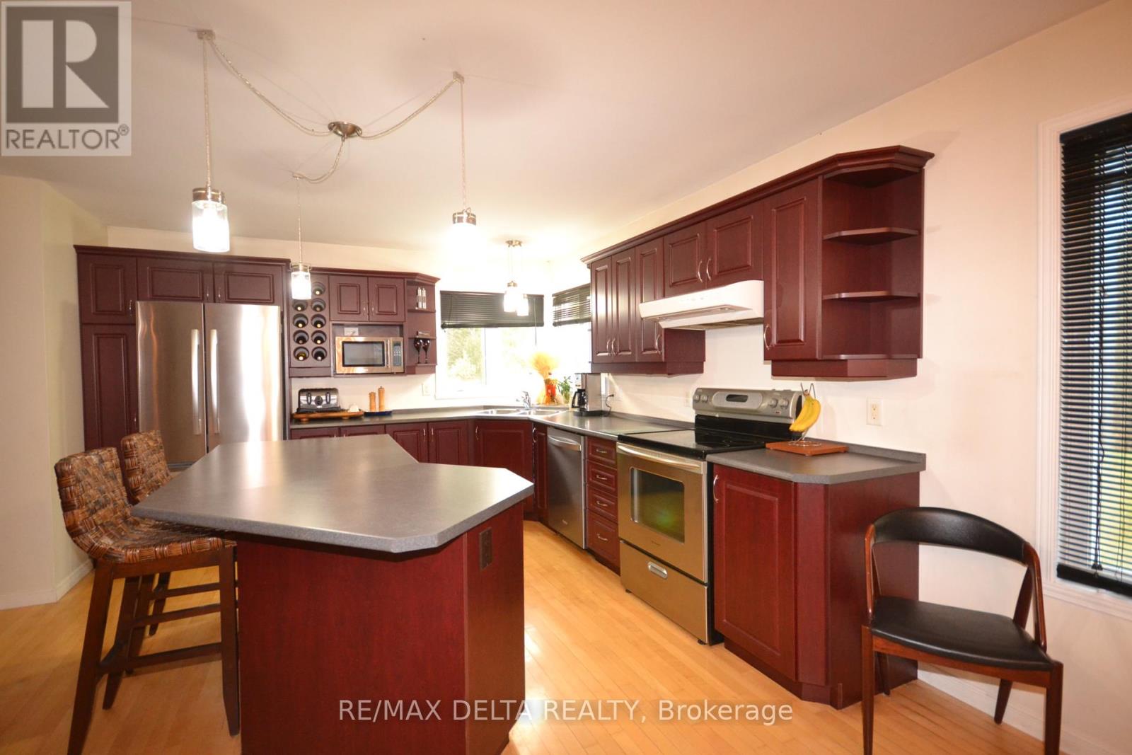 Photo 39 of 3888 Schnupp Road, Clarencerockland ON