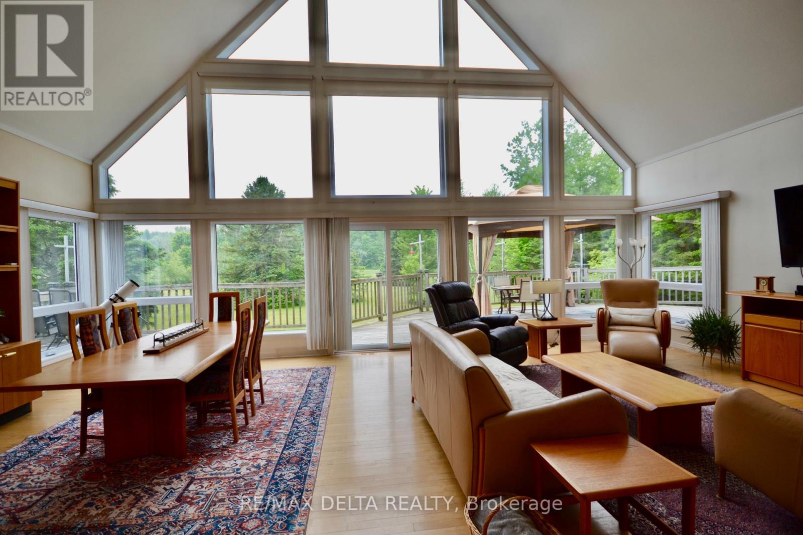 Photo 6 of 3888 Schnupp Road, Clarencerockland ON