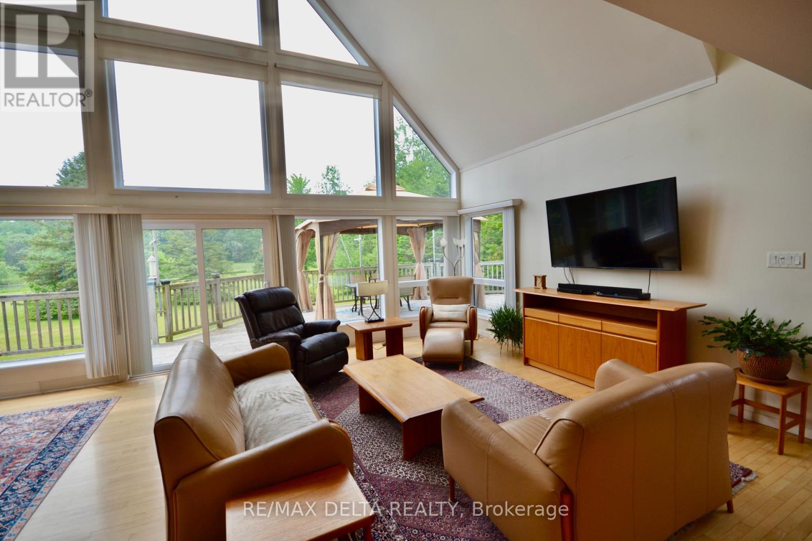 Photo 7 of 3888 Schnupp Road, Clarencerockland ON