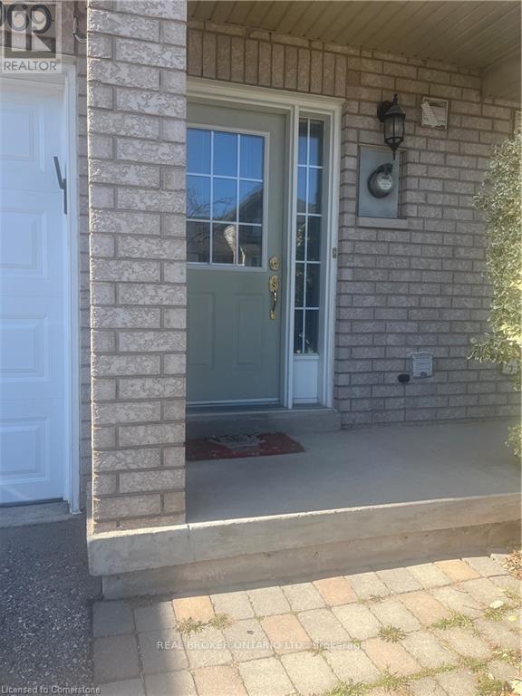 Photo 3 of 2069 Glenhampton Road, Oakville ON