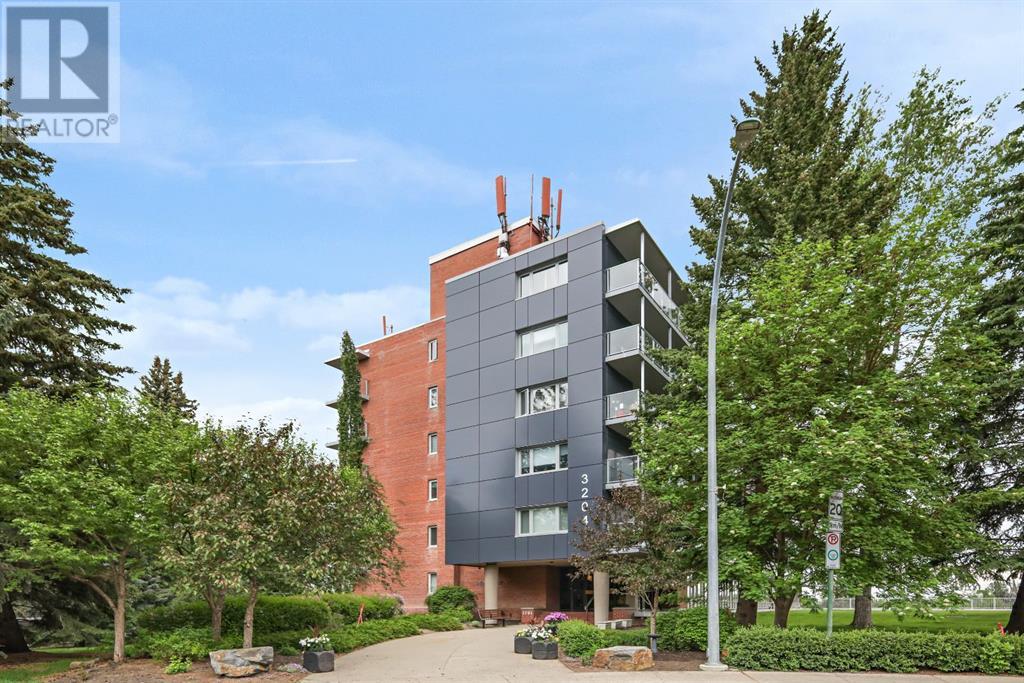 Single Family House for Sale in   Rideau Place SW Rideau Park Calgary 