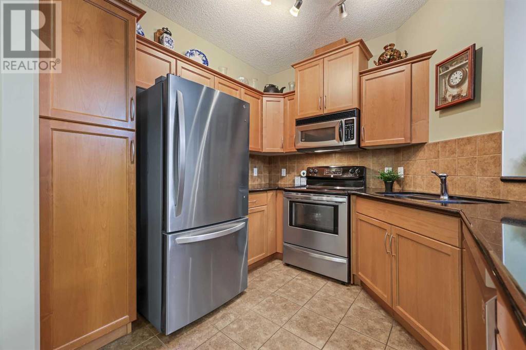Single Family House High rise for Sale in   Discovery Ridge Close SW Discovery Ridge Calgary 