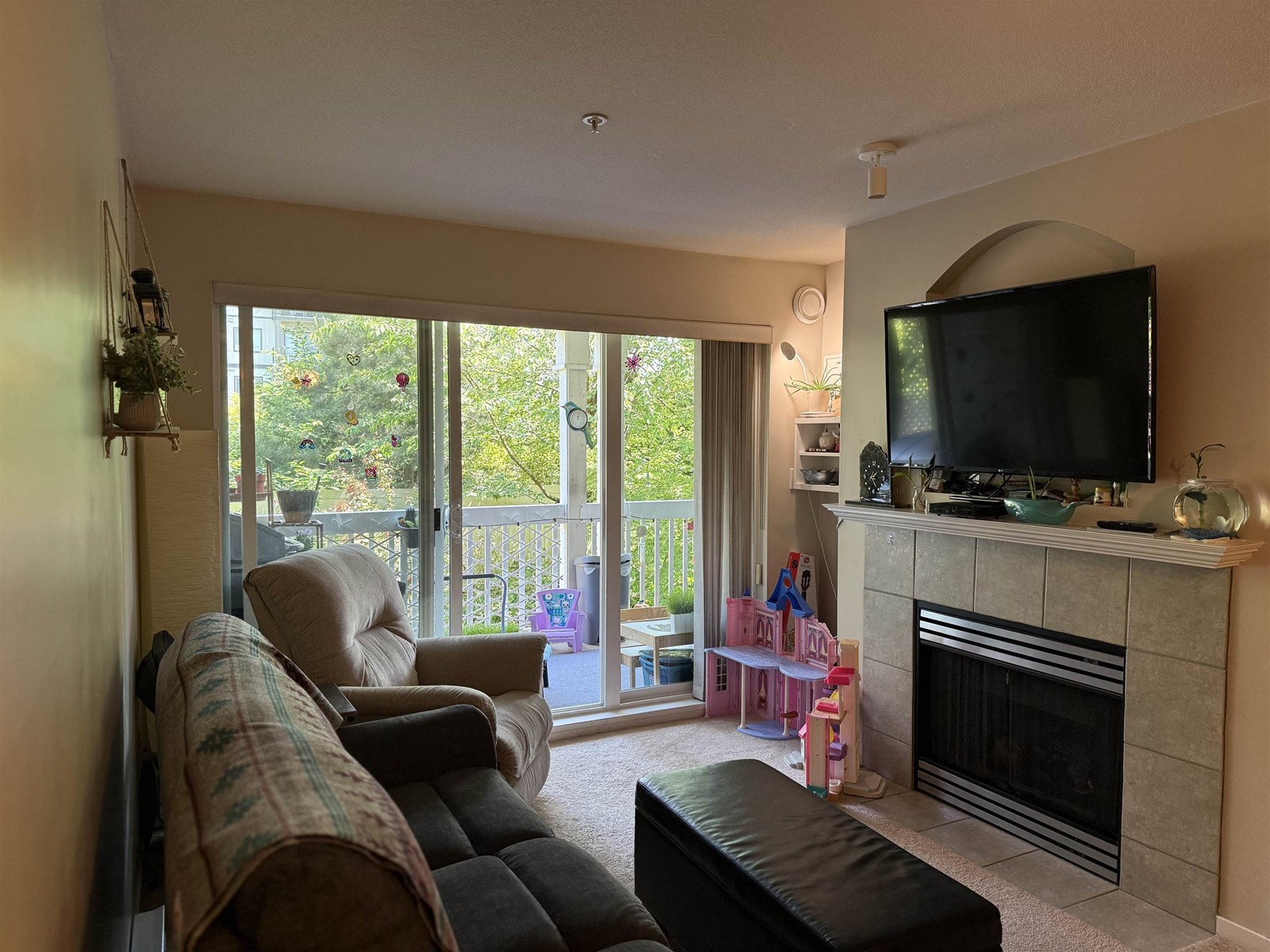 Photo 10 of 210 22022 49 Avenue, Langley BC