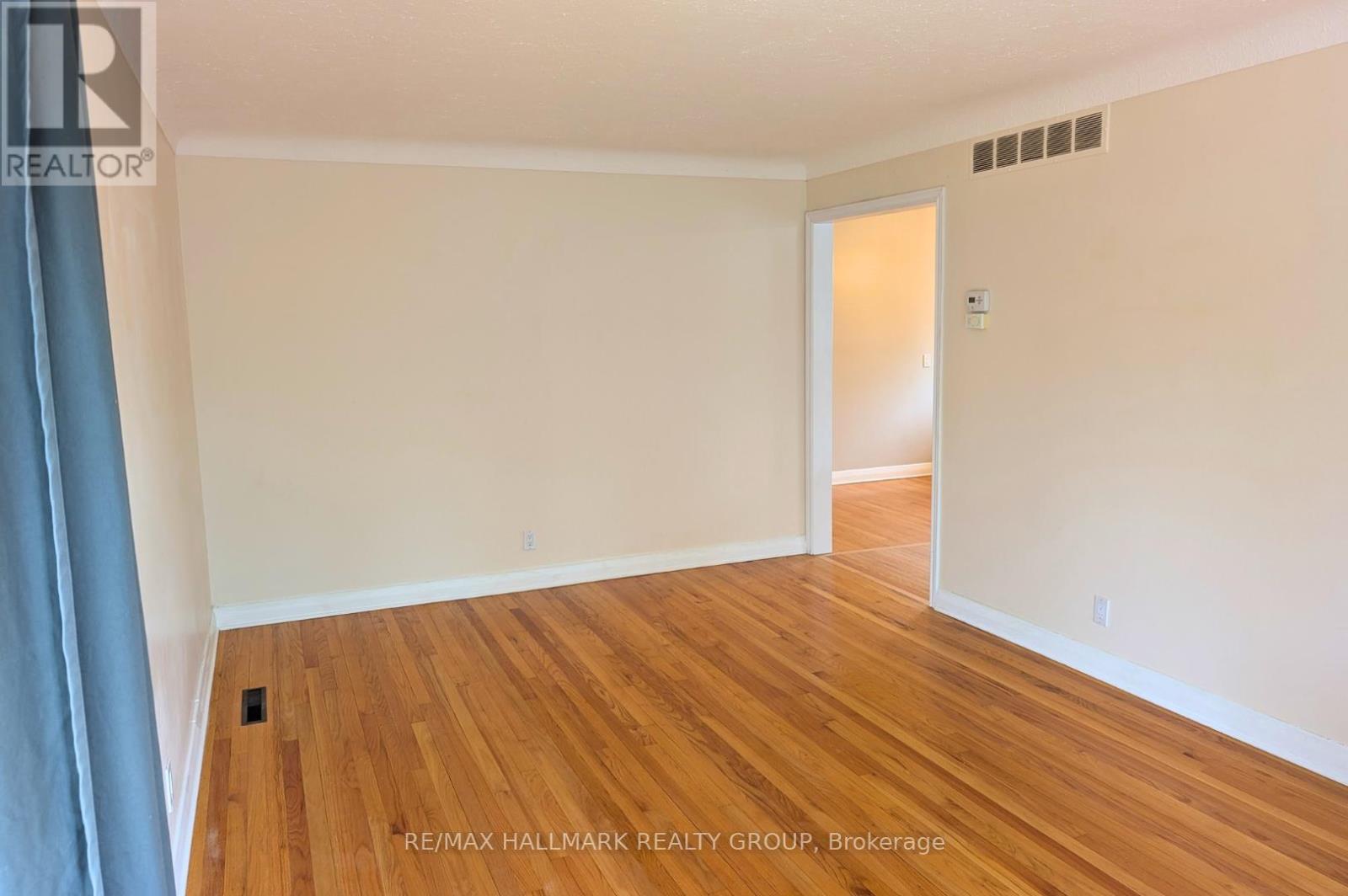 208- Front Entrance/Living Room