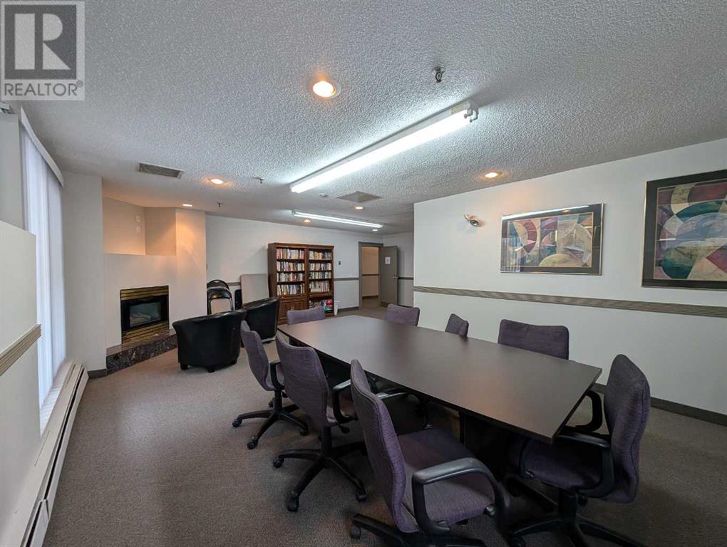 Single Family House for Sale in    Avenue SW Windsor Park Calgary 