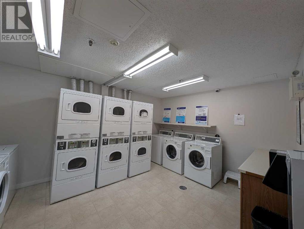 Single Family House for Sale in    Avenue SW Windsor Park Calgary 