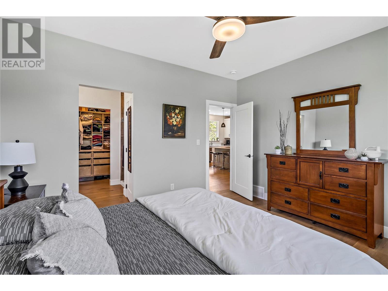 2884 Golf Course Drive, Blind Bay