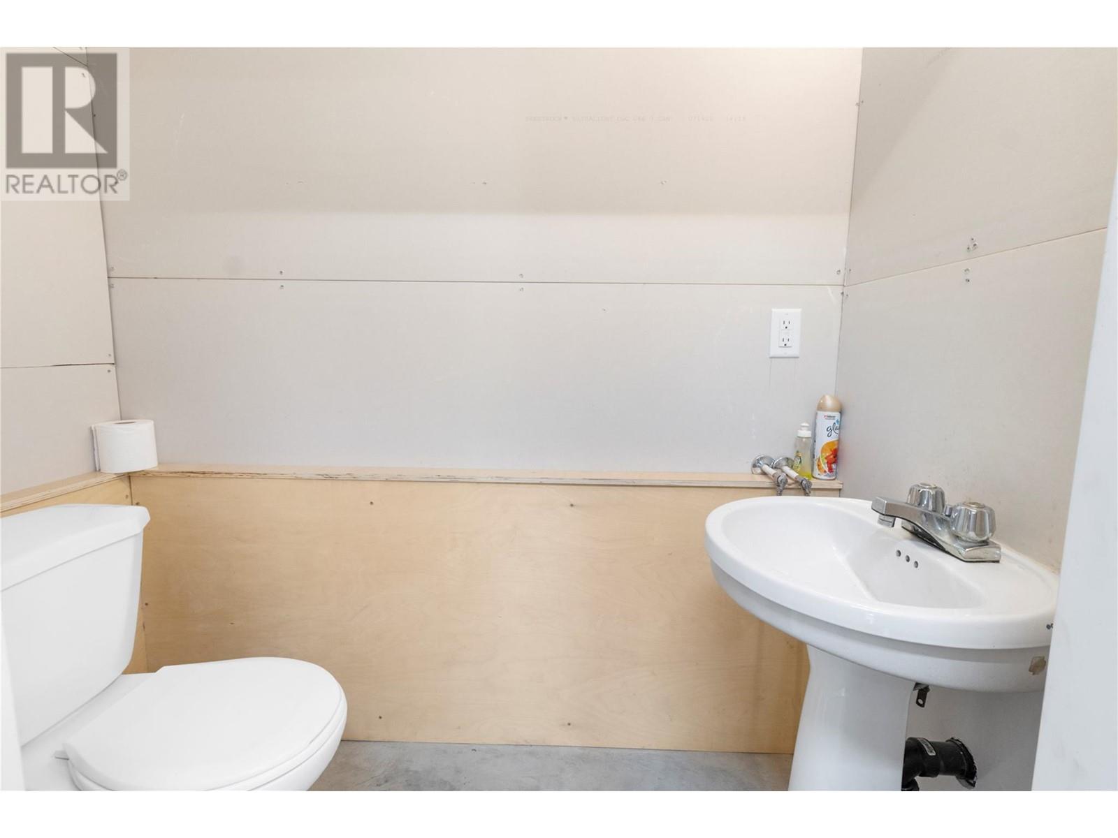 2884 Golf Course Drive, Blind Bay