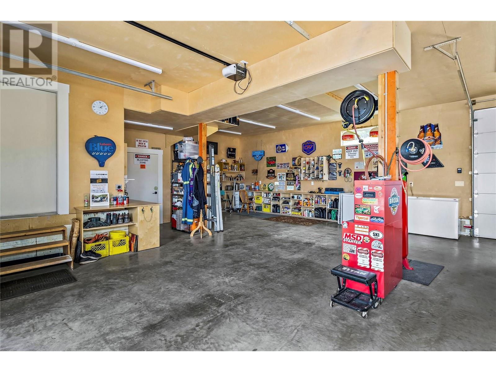 2884 Golf Course Drive, Blind Bay