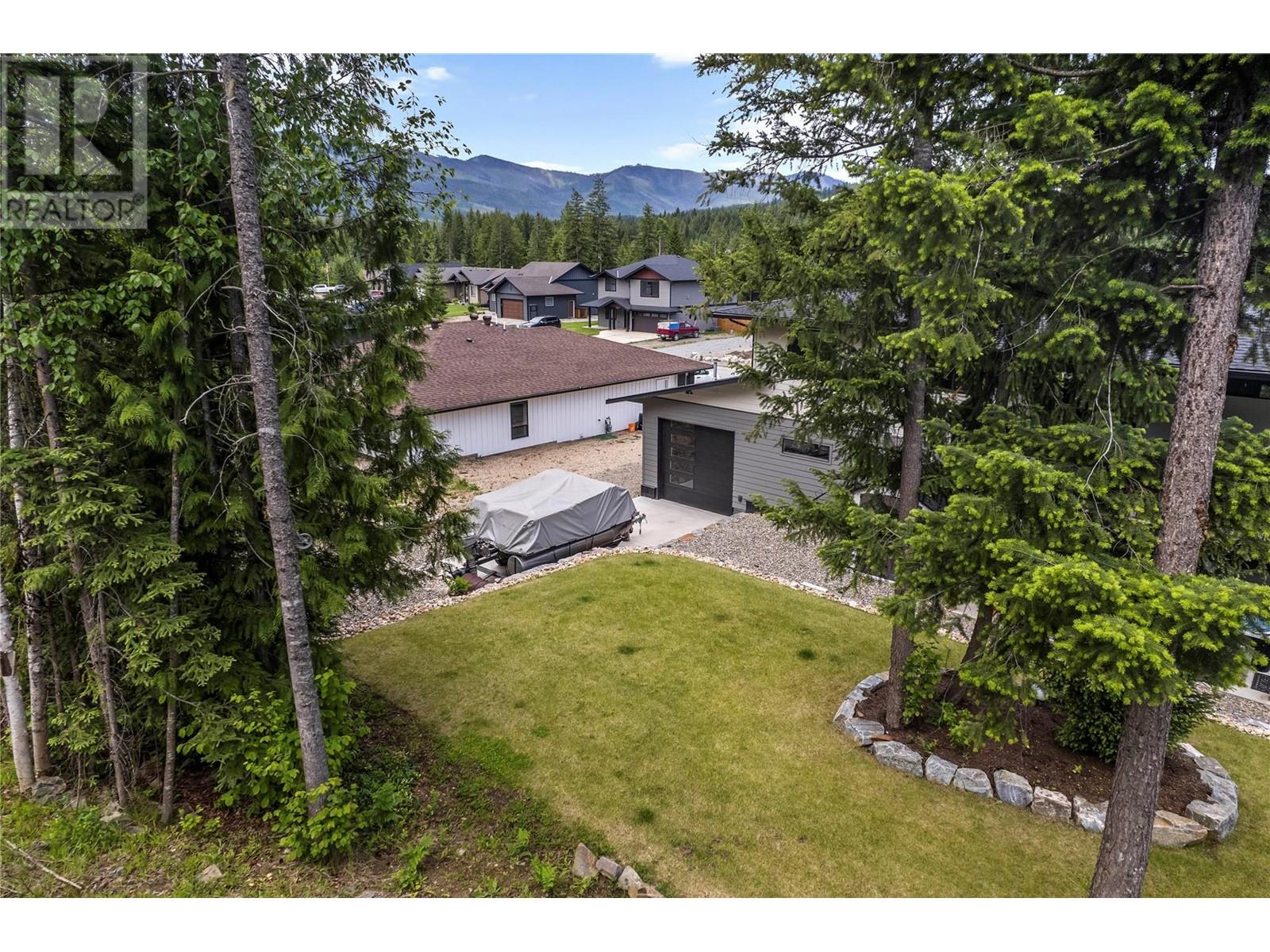 2884 Golf Course Drive, Blind Bay