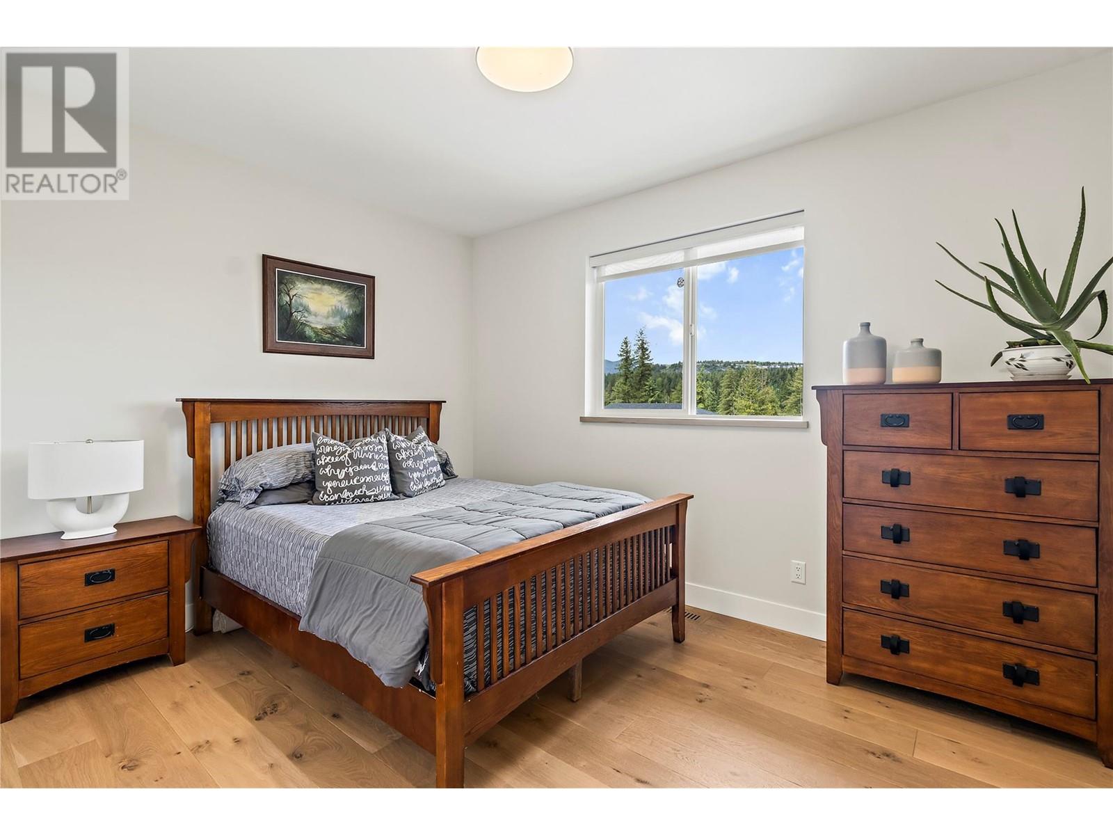 2884 Golf Course Drive, Blind Bay
