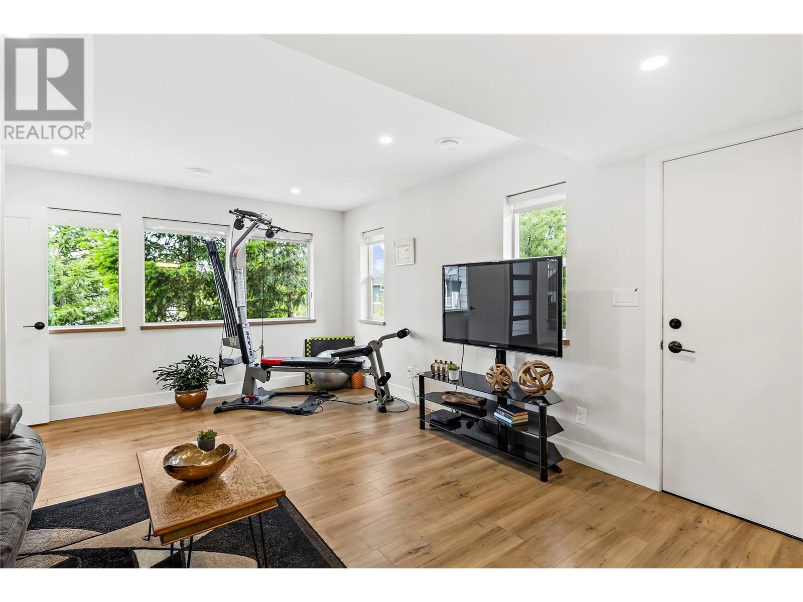 2884 Golf Course Drive, Blind Bay