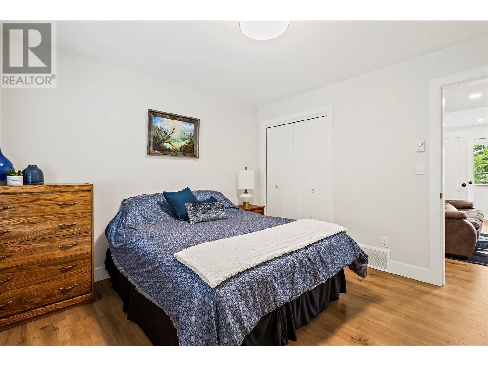 2884 Golf Course Drive, Blind Bay