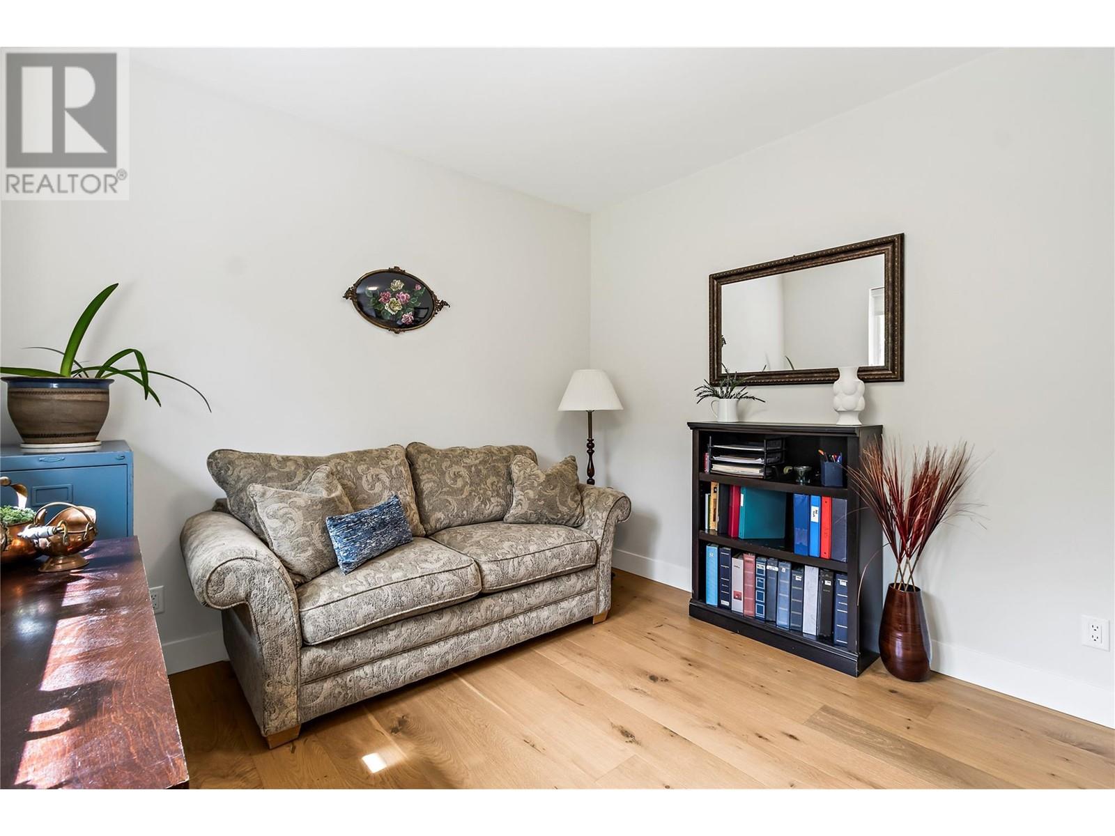 2884 Golf Course Drive, Blind Bay